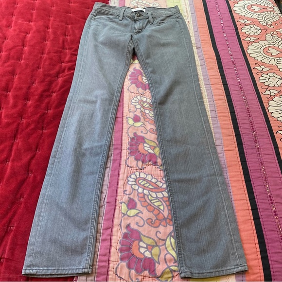 Habitual Skinny Low Rise Straight Leg Jeans in Stonewash Gray Stretch Denim - Picture 4 of 11